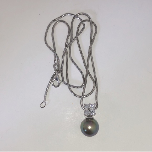 Solid 925 Sterling Silver Faux Tahitian Pearl Simulated Diamond Pendant Necklace - Picture 10 of 14